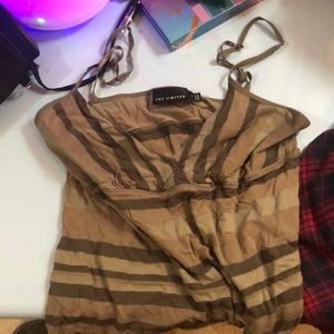 Tank top. V neck. *shows ur ninnies off.*